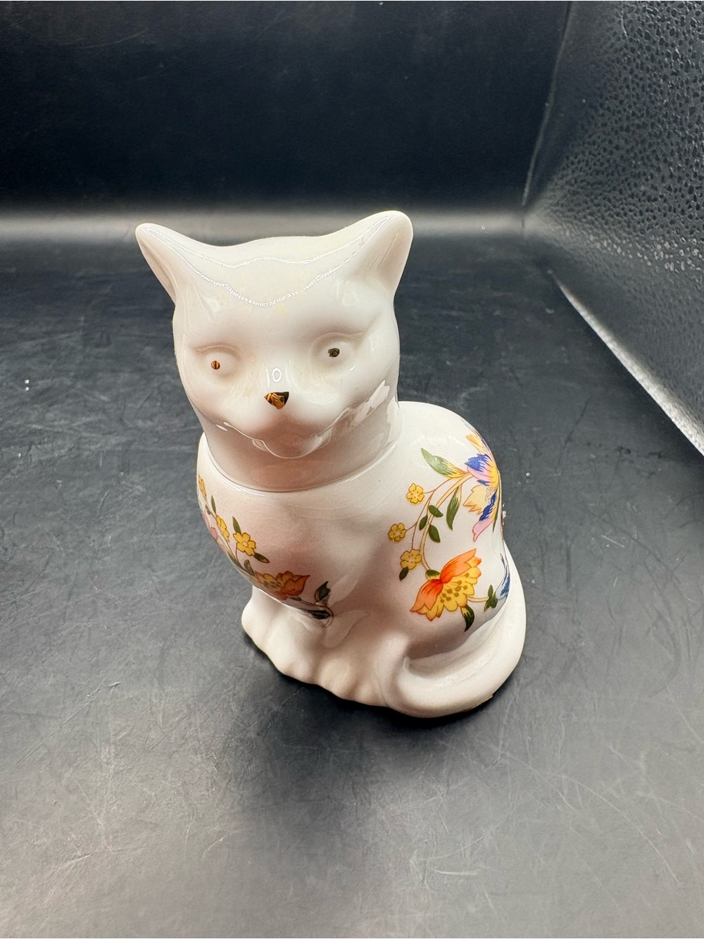 Ansley White Floral Ceramic Cat Box